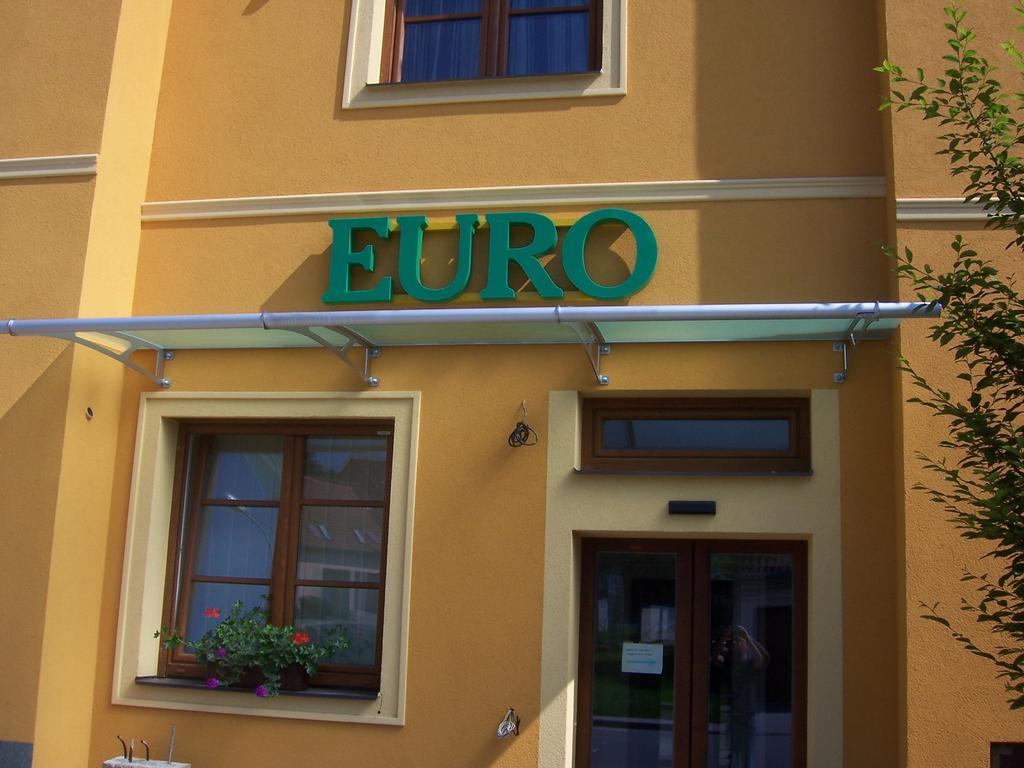 Pension Euro ميكولوف المظهر الخارجي الصورة